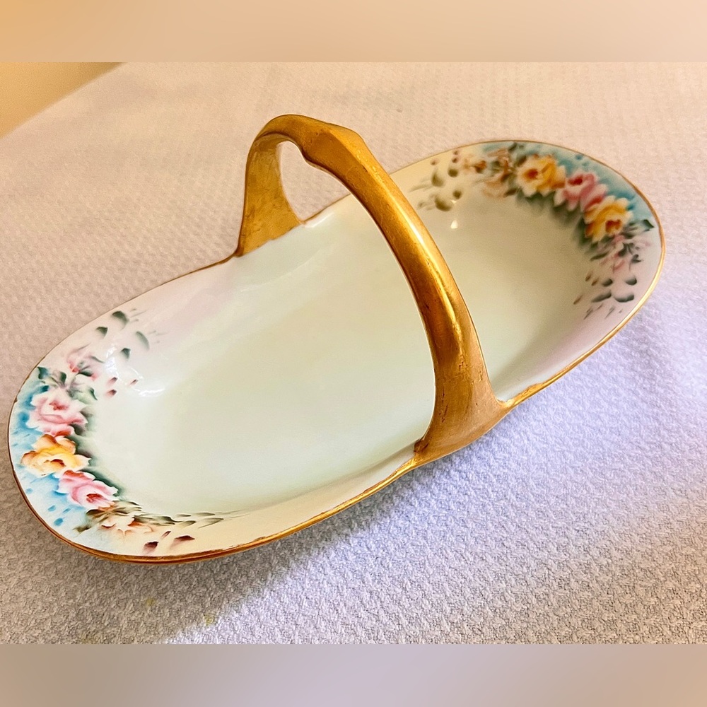 Antique Royal Bayreuth Bavaria Porcelain Basket Gold Handle Hand Painted Roses